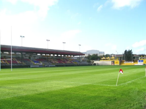 Ri'ayet al-Shabab Stadium stadium