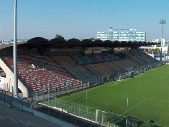 Stade Raymond-Kopa stadium